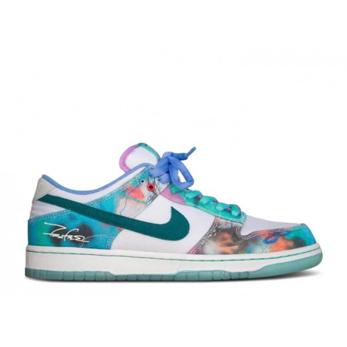 Nike SB Dunk Low Futura Laboratories Bleached Aqua