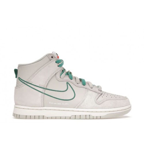 Nike Dunk High First Use Sail